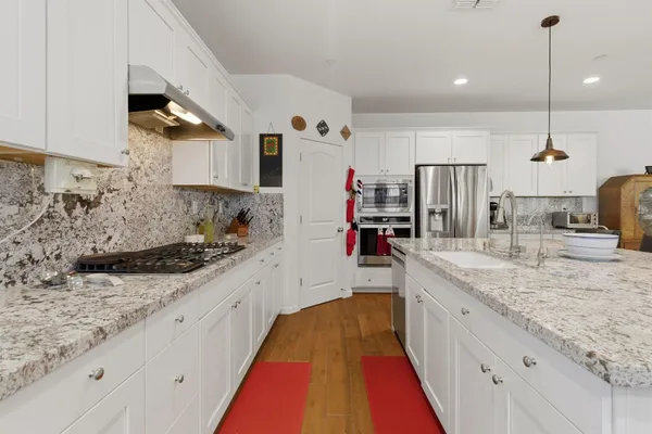 $850,000 | 18311 Tioga Drive, Lathrop, CA 95330