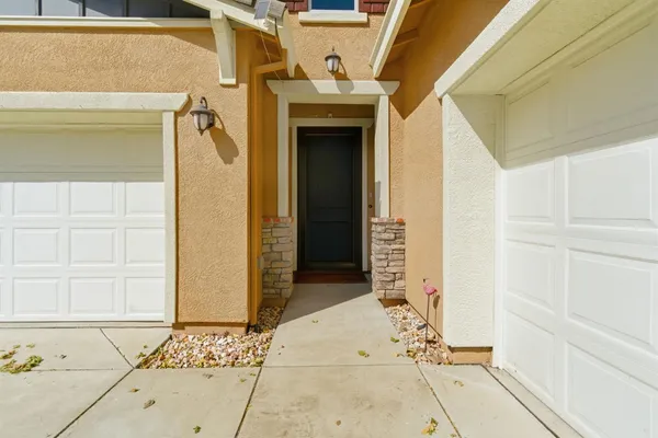 $850,000 | 18311 Tioga Drive, Lathrop, CA 95330