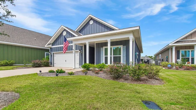 $2,450 | 158 Lightning Bug Lane, Freeport, FL 32439