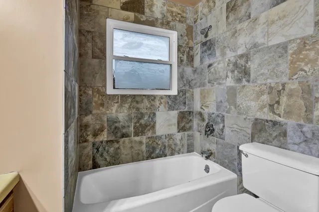 $299,500 | 905 Apple Lane, Lake City, MN 55041