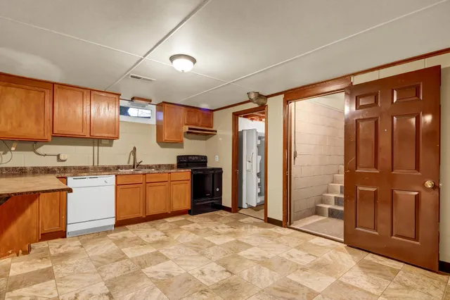 $299,500 | 905 Apple Lane, Lake City, MN 55041