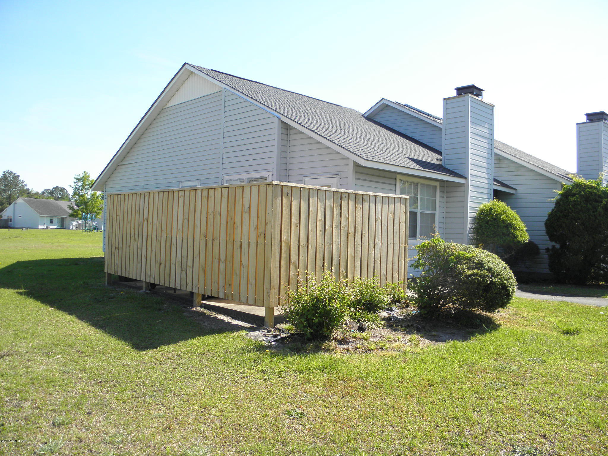 101 Witten Circle Havelock, NC 28532 - Photo 3 of 14 P1010037