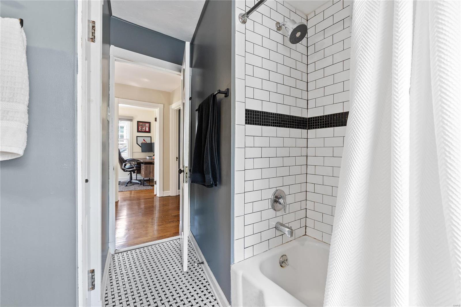 1357 North Berry Road St. Louis, MO 63122 - Photo 17 of 36 Gallery Image 17