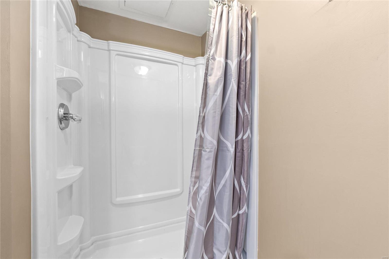 1357 North Berry Road St. Louis, MO 63122 - Photo 23 of 36 Gallery Image 23