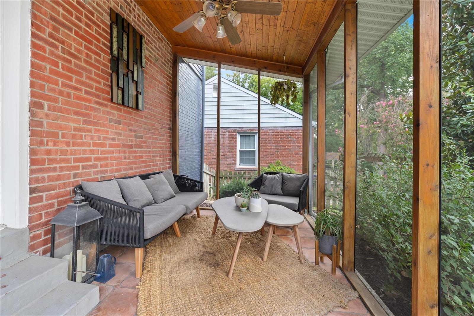 1357 North Berry Road St. Louis, MO 63122 - Photo 24 of 36 Gallery Image 24