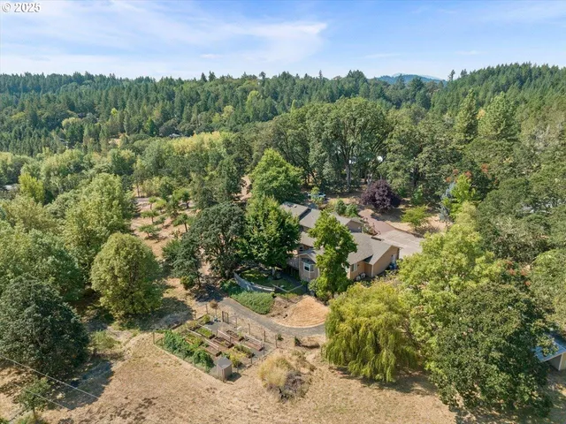 $1,750,000 | 3223 Northwest 60th Street, Corvallis, OR 97330