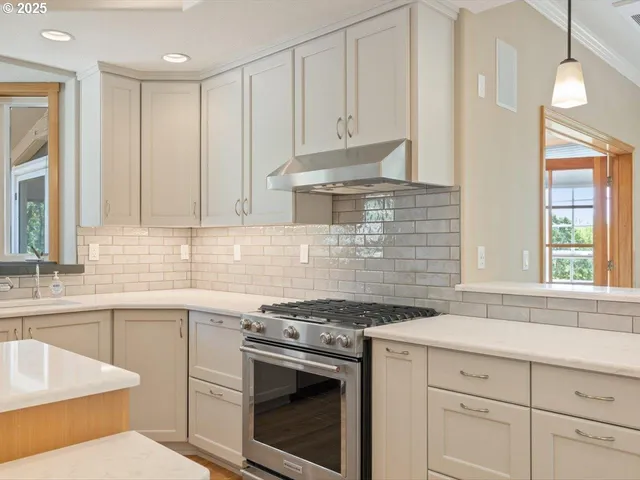 $1,750,000 | 3223 Northwest 60th Street, Corvallis, OR 97330