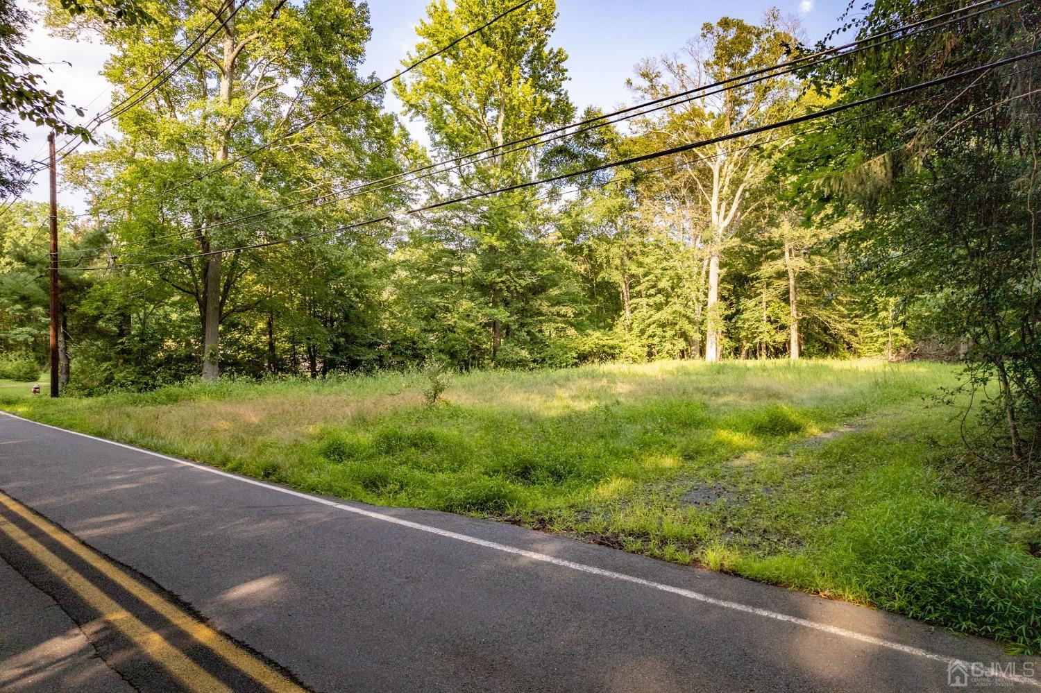 82 Miller Road Cranbury, NJ 08512 - Photo 8 of 11