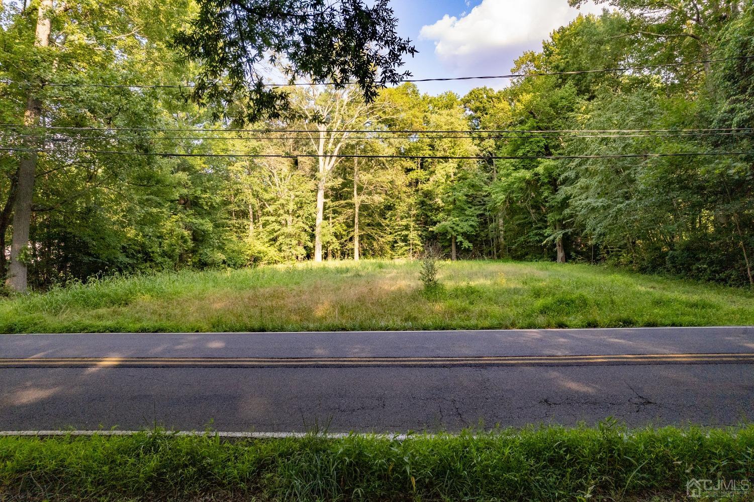 82 Miller Road Cranbury, NJ 08512 - Photo 9 of 11