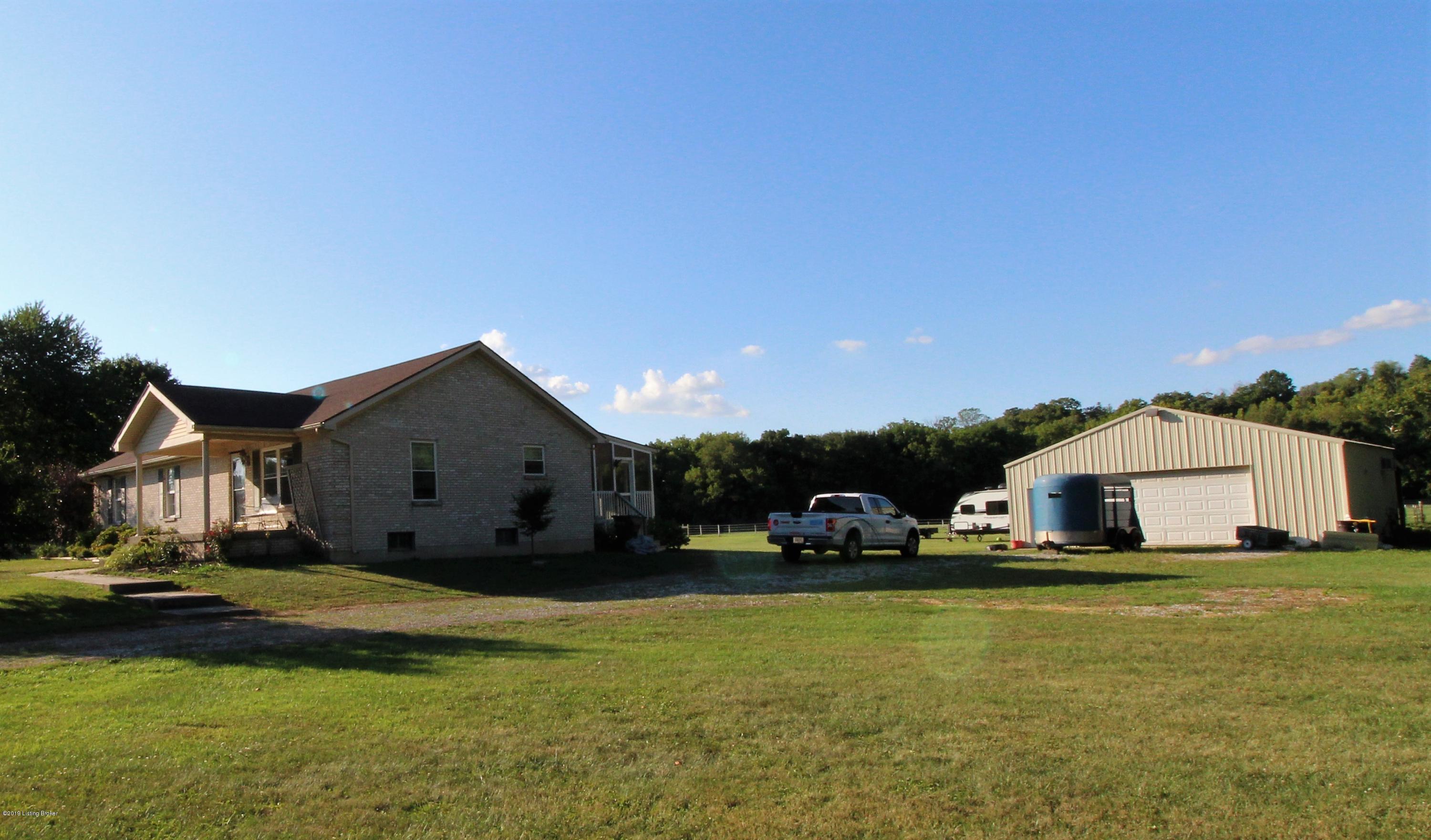 712 Foxboro Road Pendleton, KY 40055 - Photo 31 of 34 712 Foxboro_78_House w Barn