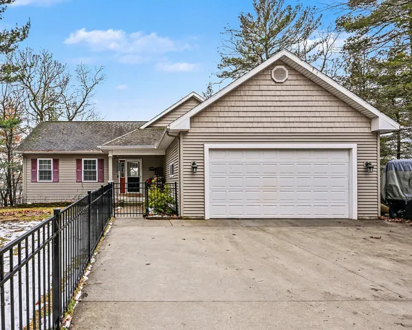 $614,000 | 1828 Arrowhead Trail, Allegan, MI 49010