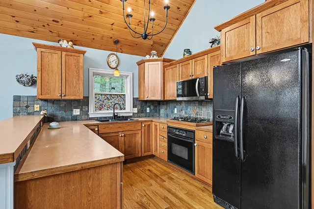 $614,000 | 1828 Arrowhead Trail, Allegan, MI 49010