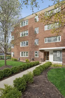 $120,000 | 7208 Oak Avenue, Unit 2SE, River Forest, IL 60305