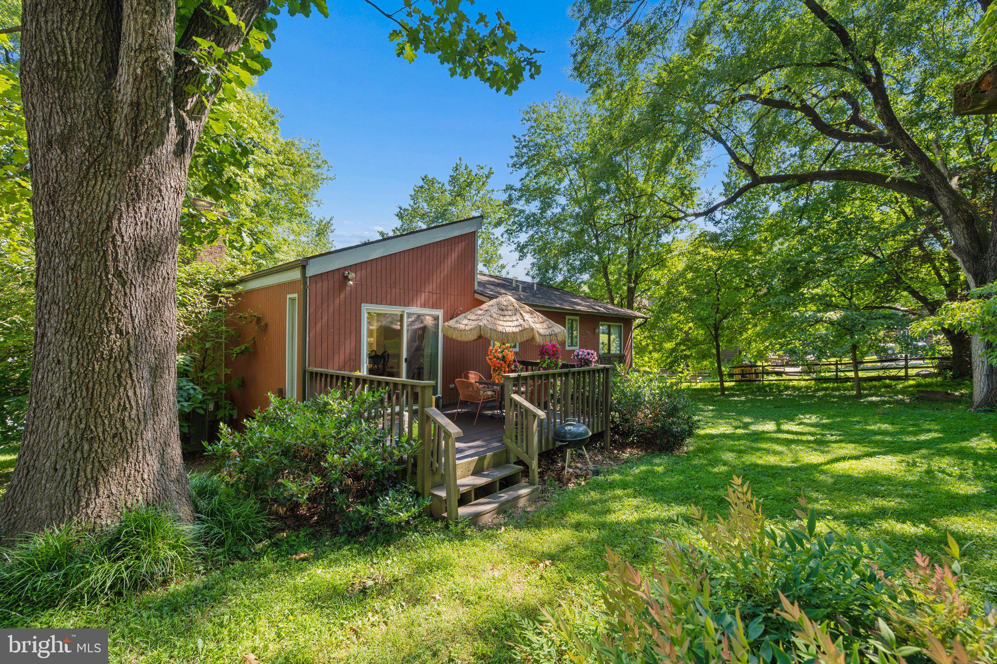 7004 Fox Chase Road New Market, MD 21774 - Photo 55 of 73 Exterior Back