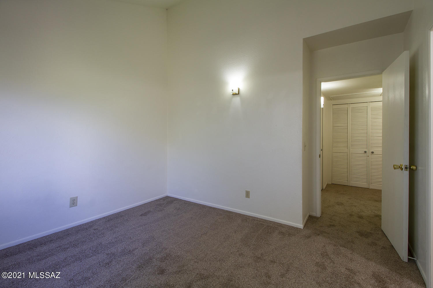 3690 North Country Club Road, Unit 1042 Tucson, AZ 85716 - Photo 6 of 33