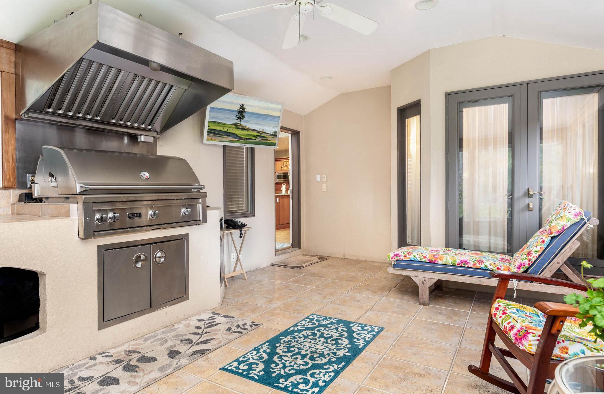 1075 Green Valley Road Bryn Mawr, PA 19010 - Photo 23 of 58