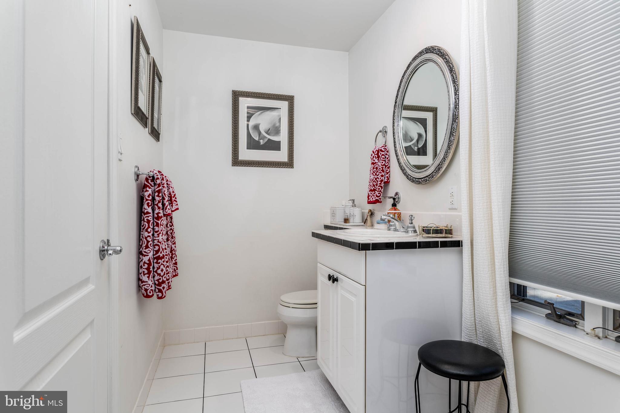 1075 Green Valley Road Bryn Mawr, PA 19010 - Photo 37 of 58