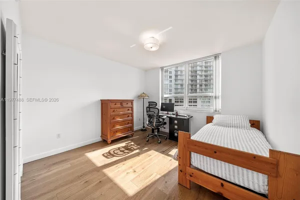 $680,000 | 2000 North Bayshore Drive, Unit 1502, Miami, FL 33137