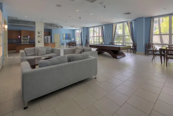 $680,000 | 2000 North Bayshore Drive, Unit 1502, Miami, FL 33137