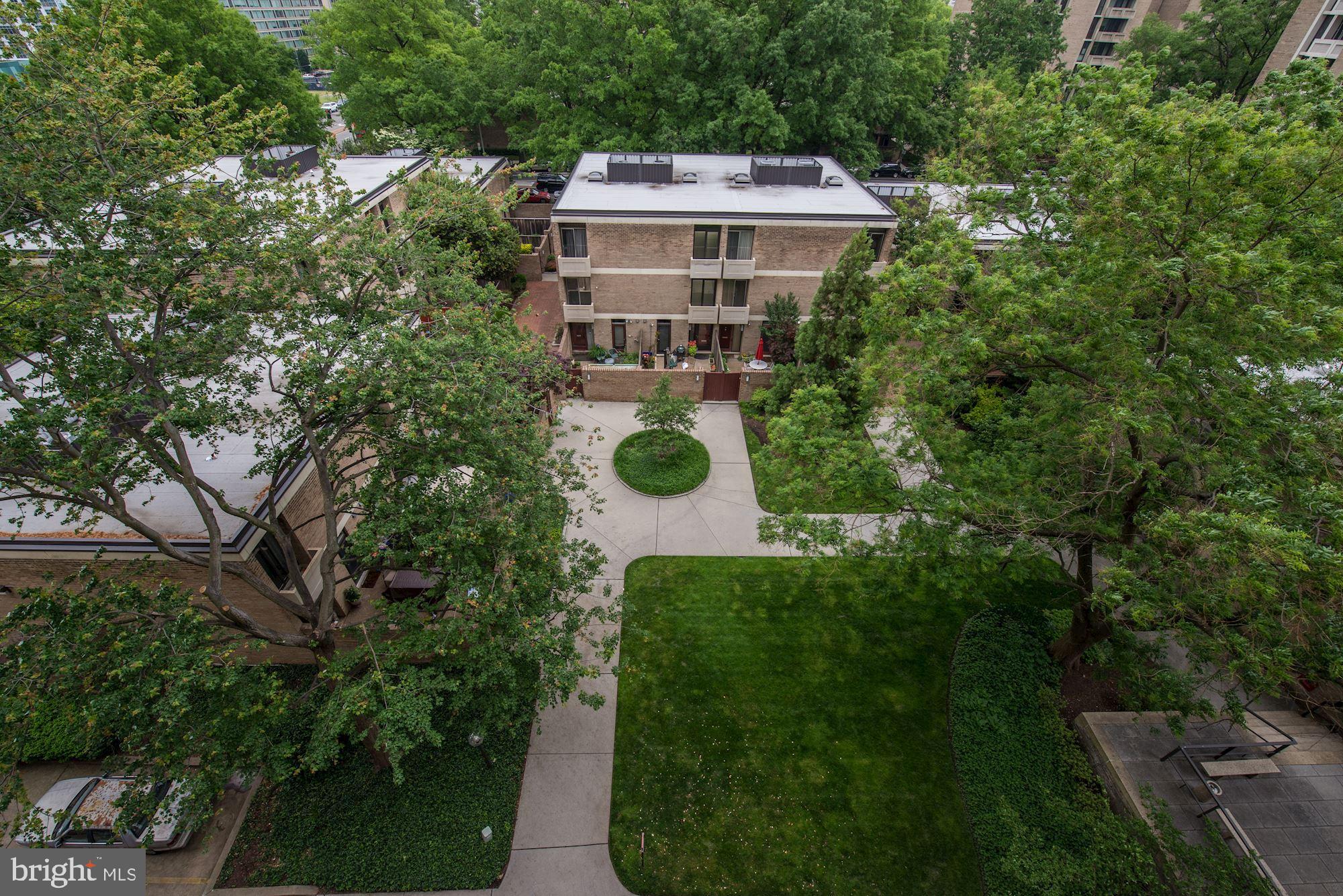 430 M Street Southwest, Unit N503 Washington, DC 20024 - Photo 12 of 20 View down to courtyard
