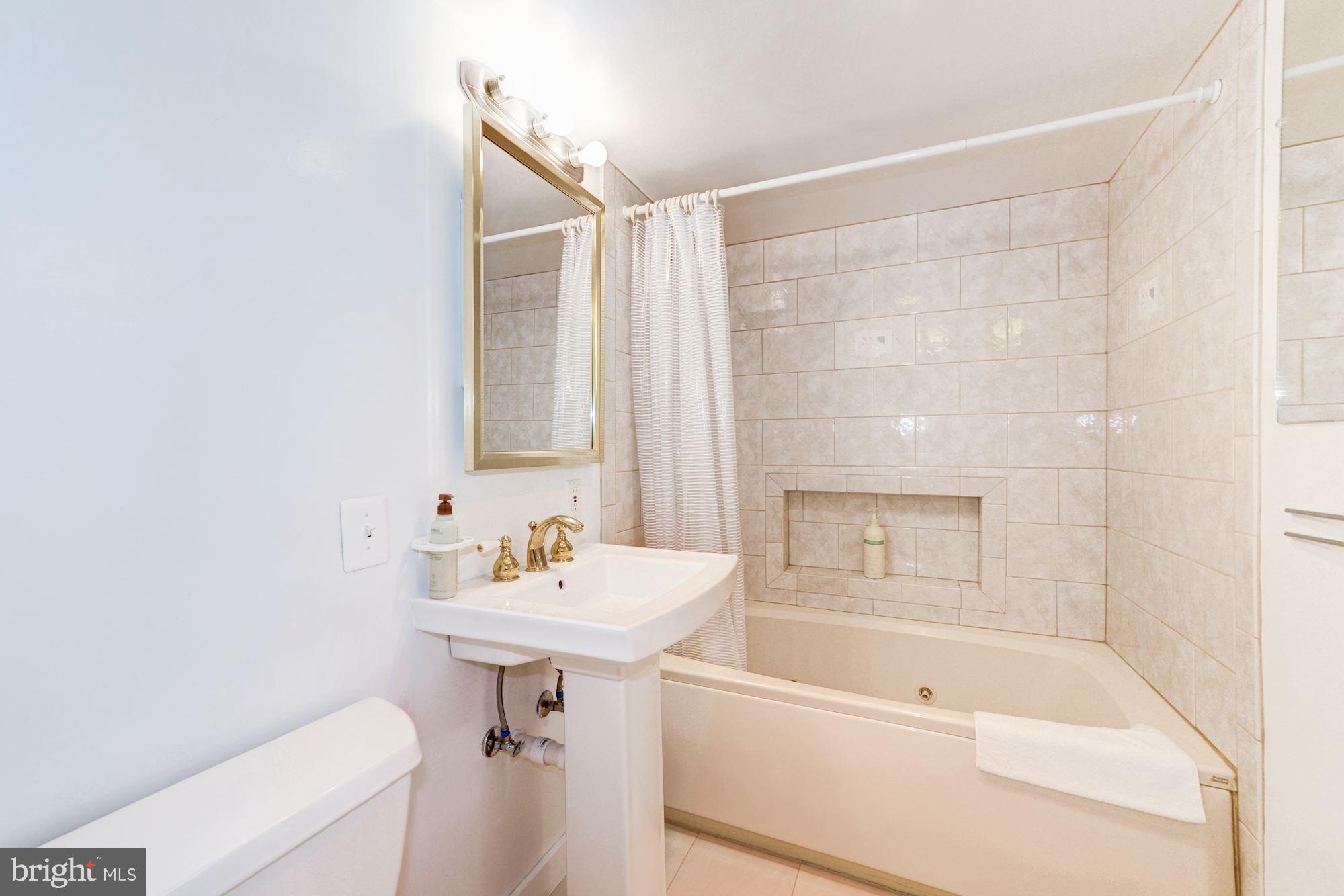 430 M Street Southwest, Unit N503 Washington, DC 20024 - Photo 10 of 20 Updated bathroom