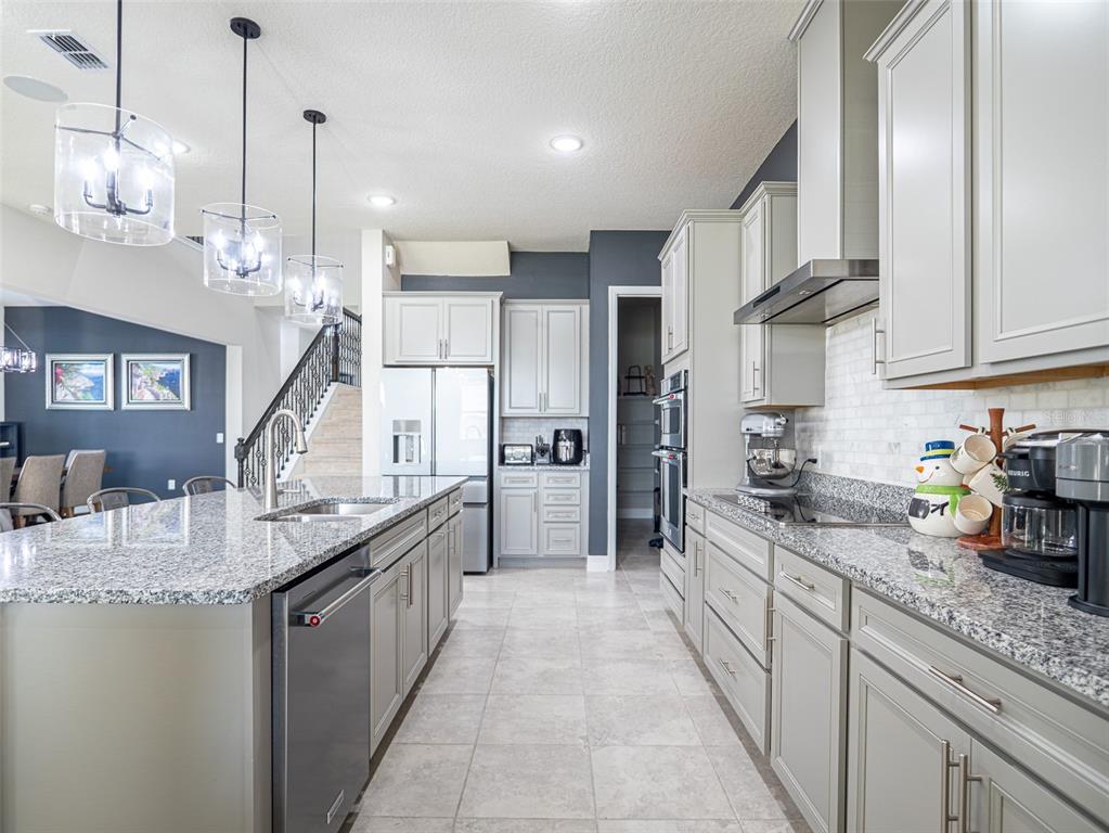 2206 Weatherly Way Orlando, FL 32820 - Photo 31 of 69