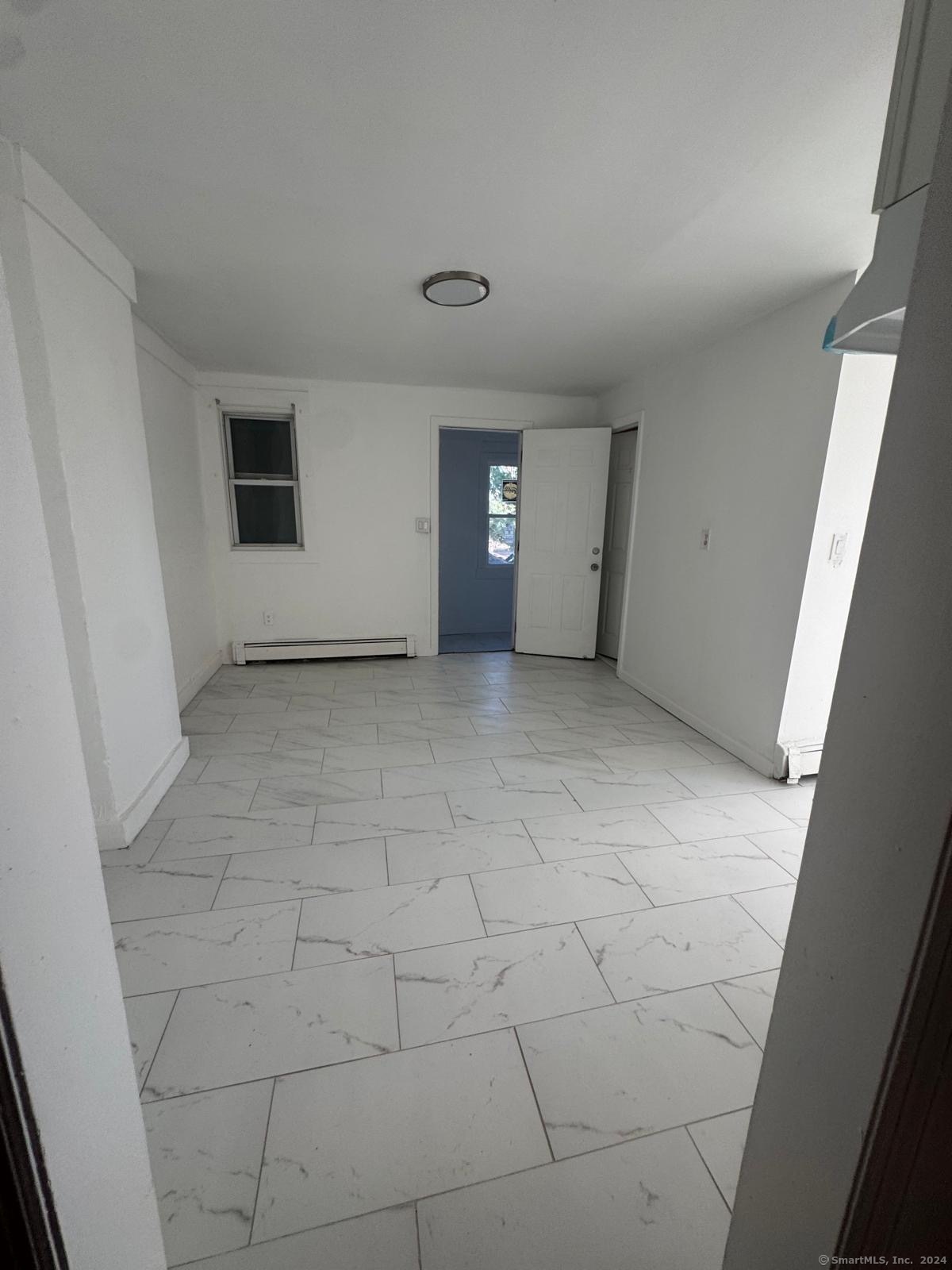 980 Pembroke Street, Unit 2R Bridgeport, CT 06608 - Photo 1 of 1
