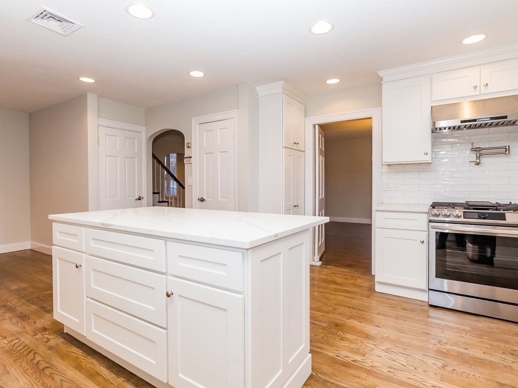 37 Philmore Road Newton, MA 02458 - Photo 8 of 23 Gallery Image 8