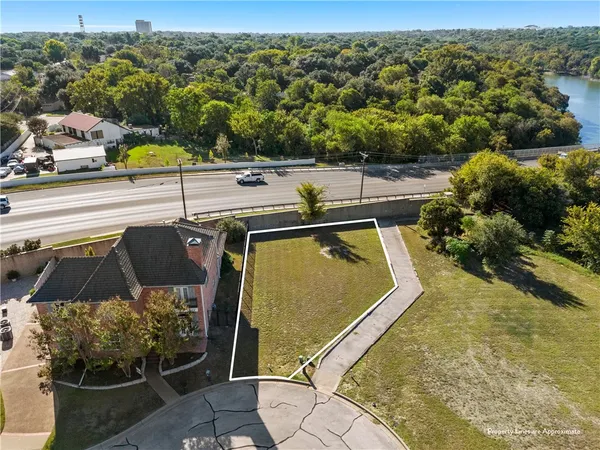 $130,000 | 38 Enclave Court, Waco, TX 76708