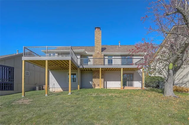 $550,000 | 4910 Northeast Pebble Beach Street, Lee's Summit, MO 64064