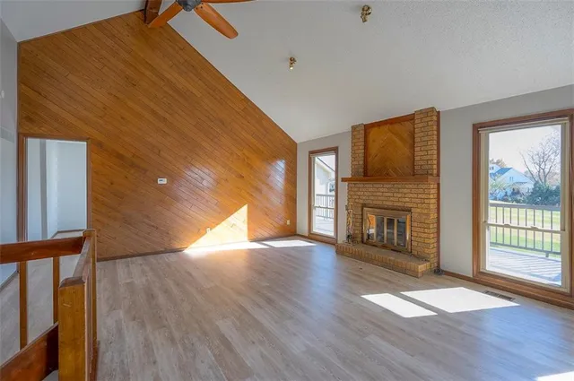 $550,000 | 4910 Northeast Pebble Beach Street, Lee's Summit, MO 64064