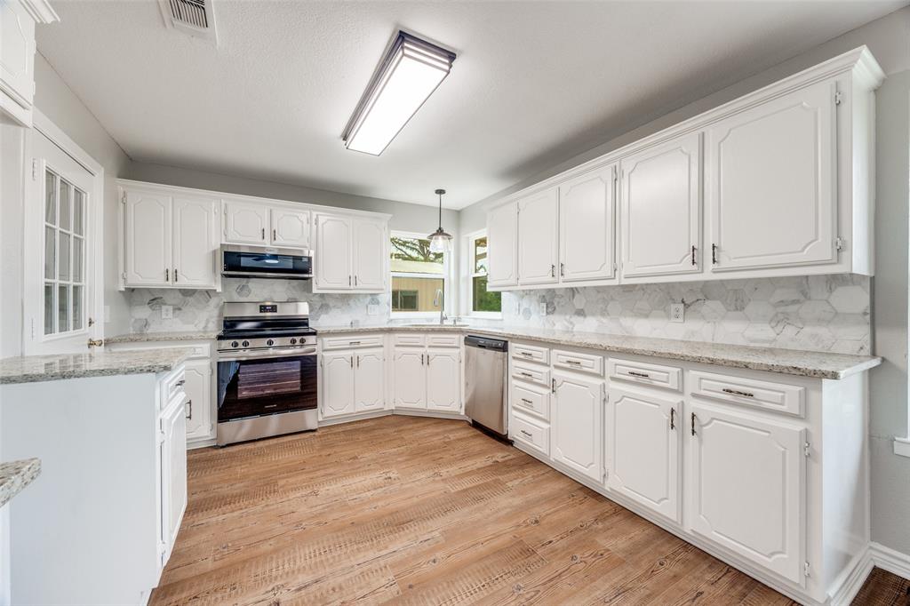 1972 Smith Oak Road Sherman, TX 75090 - Photo 13 of 37