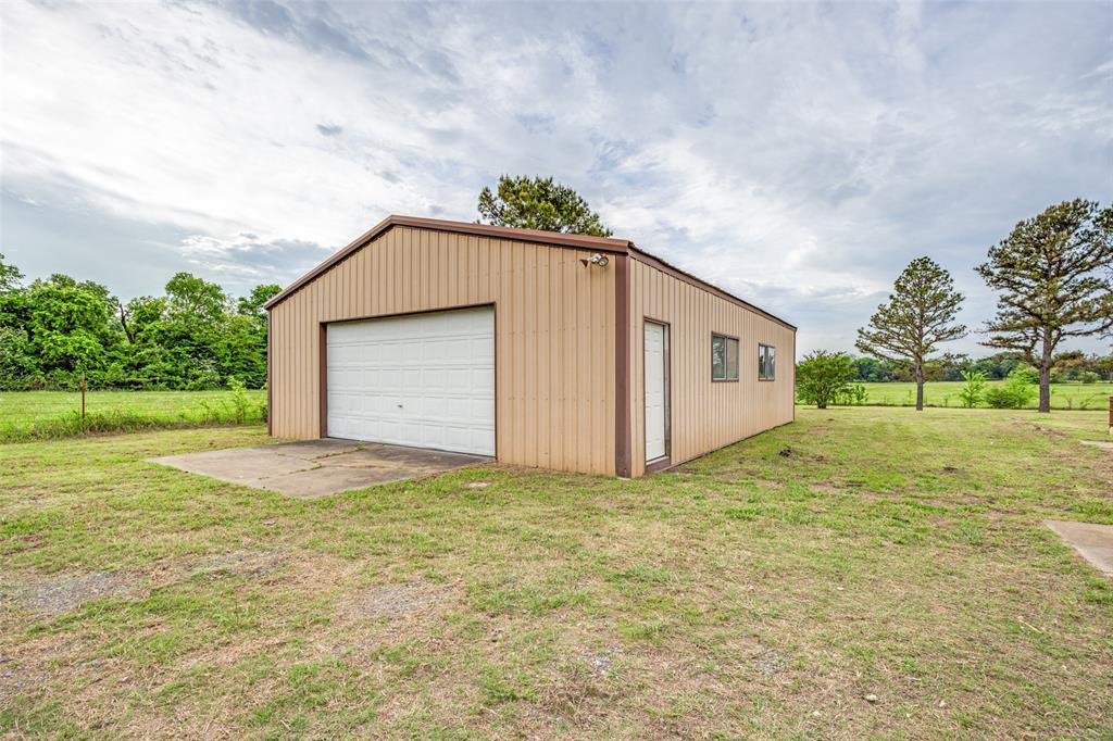 1972 Smith Oak Road Sherman, TX 75090 - Photo 32 of 37