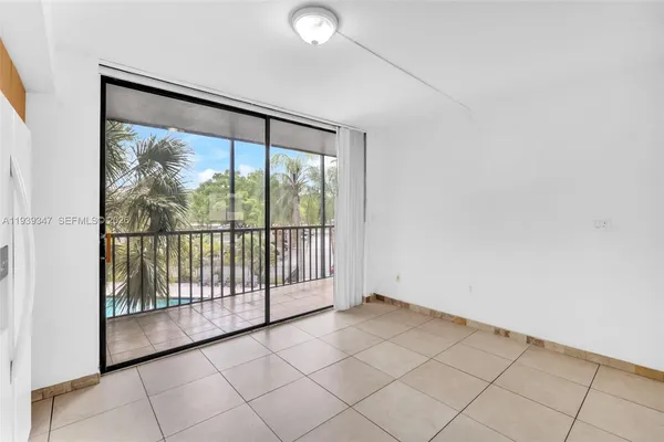 $2,600 | 8540 Southwest 133rd Avenue Road, Unit 312, Miami, FL 33183