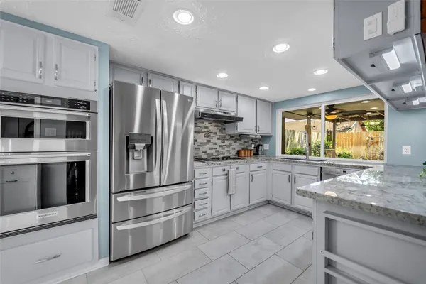 $265,000 | 16222 Green Shade Drive, Houston, TX 77090