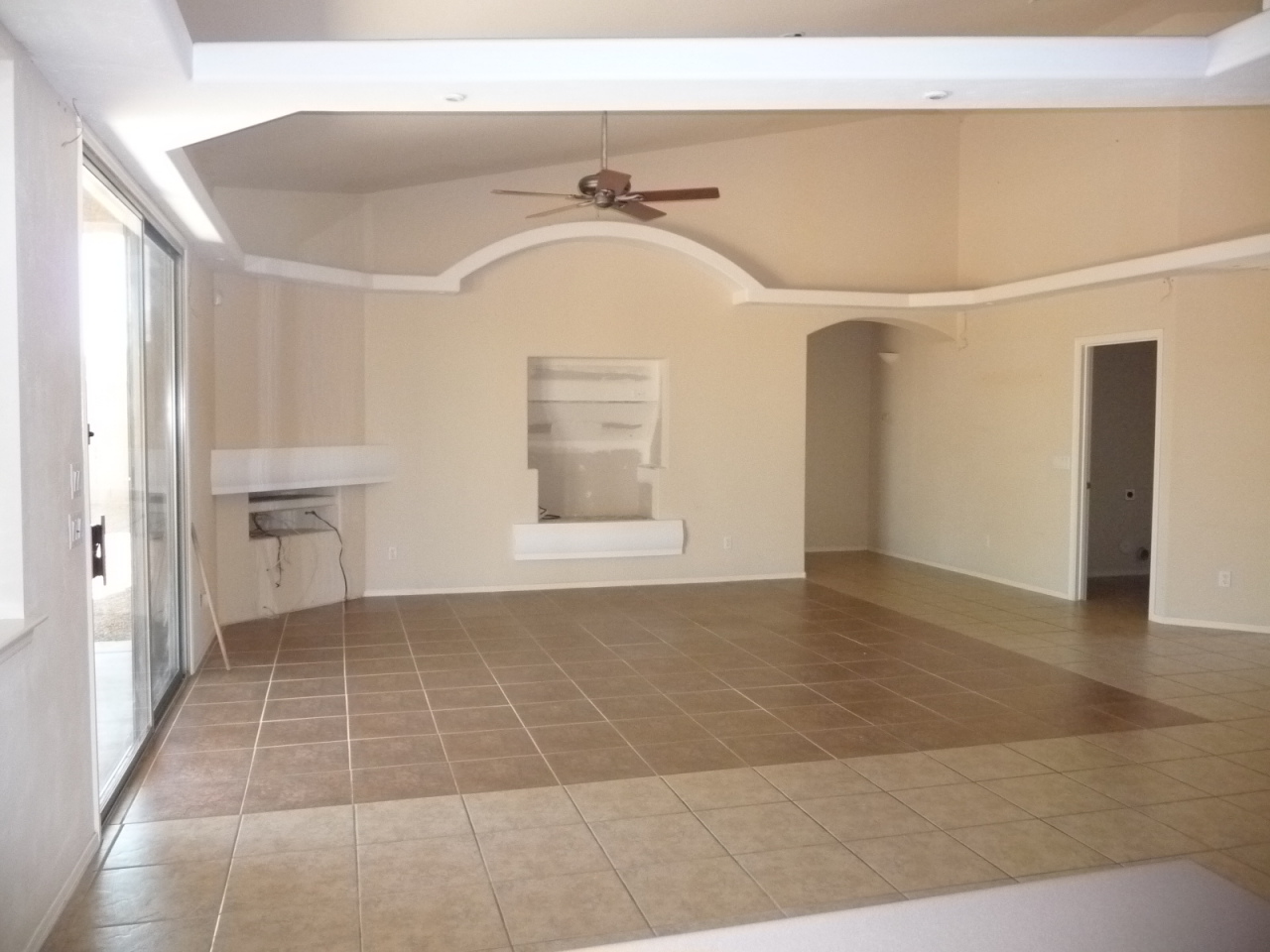 4816 East Sleepy Ranch Road Cave Creek, AZ 85331 - Photo 4 of 8 Great Room