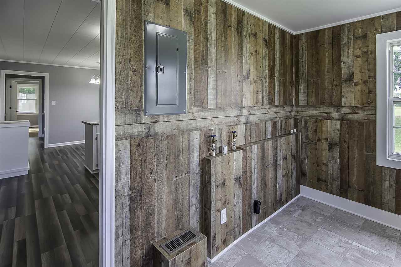 220 Police Club Road Spartanburg, SC 29303 - Photo 10 of 25 Gallery Image 10
