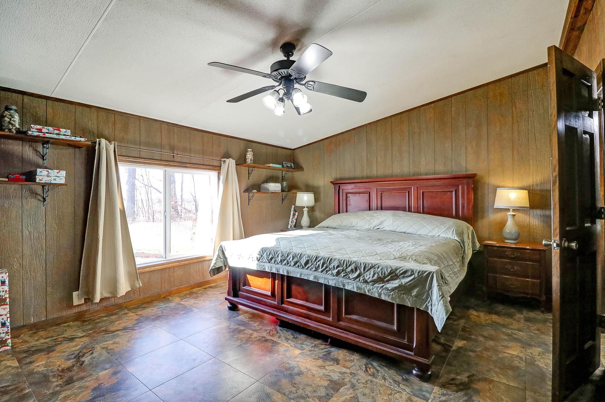 948 Wolfinger Road Marion, OH 43302 - Photo 29 of 55 030
