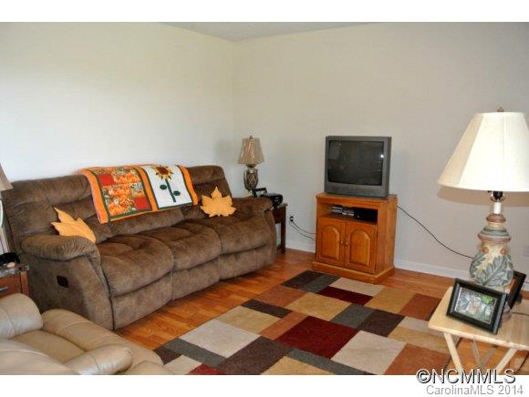 1674 Halltown Road Spruce Pine, NC 28777 - Photo 8 of 15 Gallery Image 8