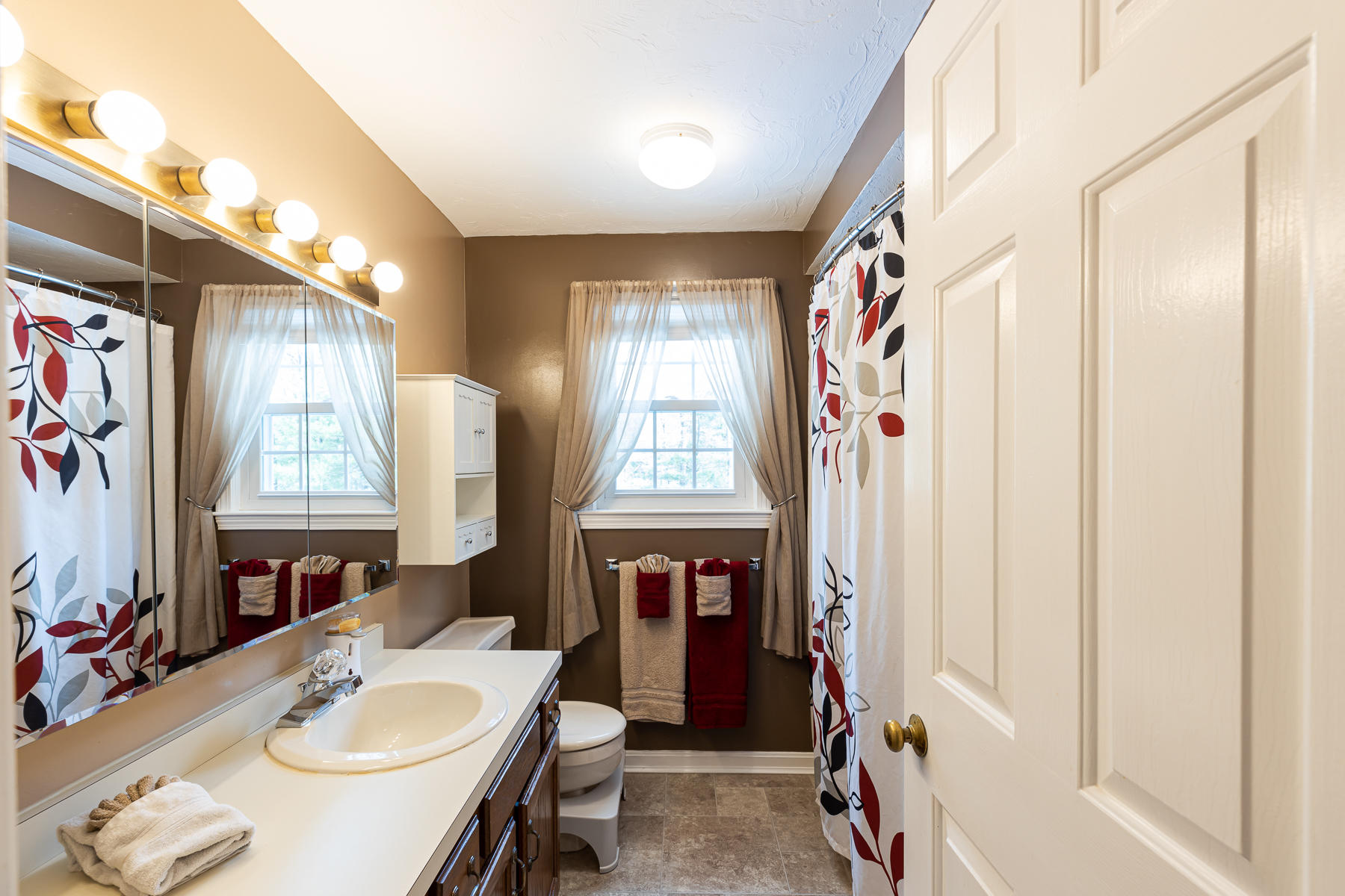 12 Wood Haul Road Mashpee, MA 02649 - Photo 17 of 36 12WoodHaulRdMashpee-3379