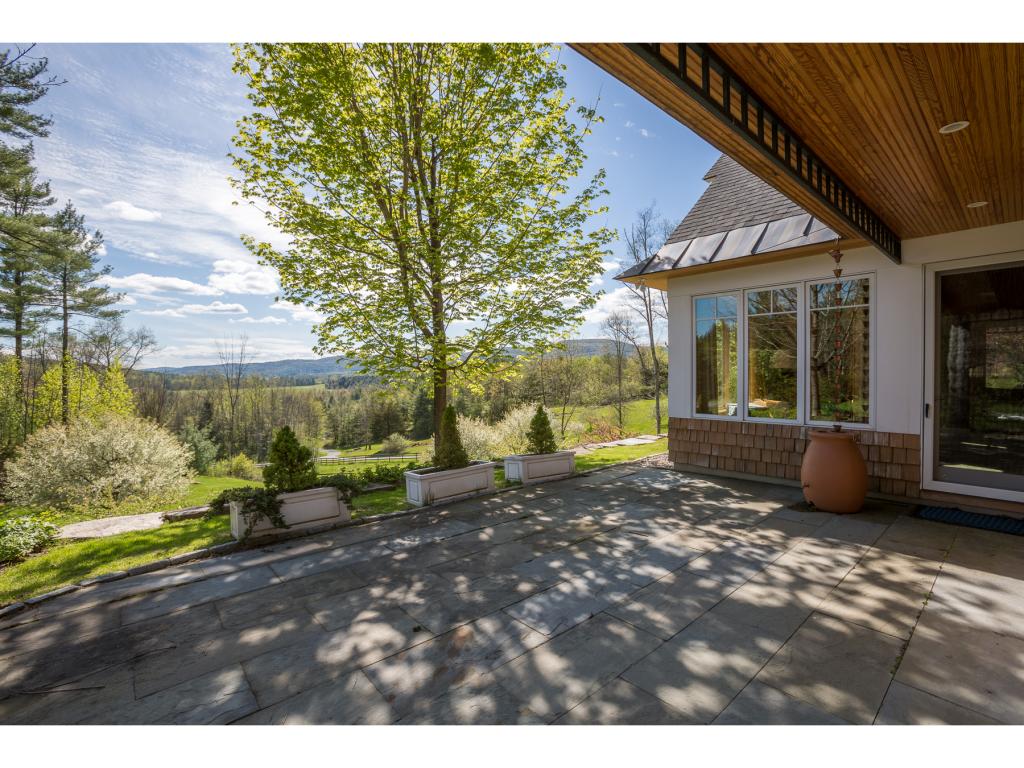 288 Orford Road Lyme, NH 03768 - Photo 5 of 34