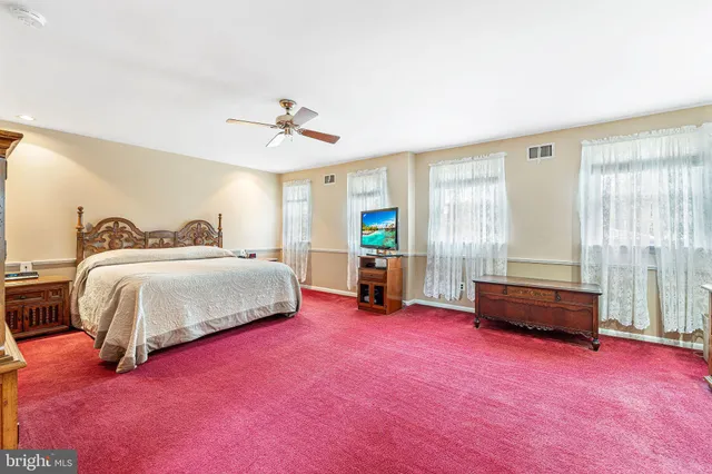 $440,000 | 541 Elberne Avenue, West Deptford, NJ 08093