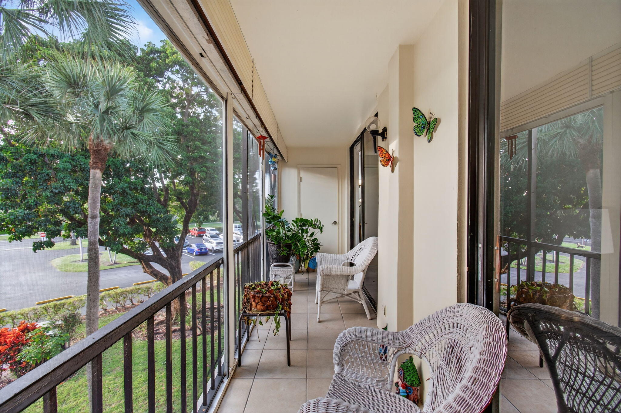 5220 Las Verdes Circle, Unit 322 Delray Beach, FL 33484 - Photo 37 of 65 42-web-or-mls-DSC_9895