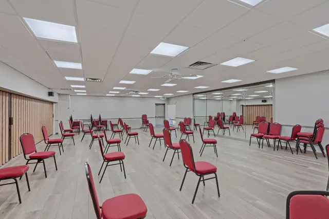 $1,850 | 5220 Las Verdes Circle, Unit 322, Delray Beach, FL 33484