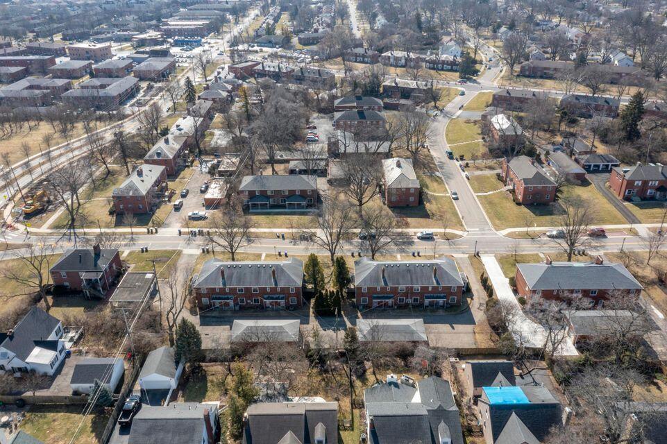 1532 Waltham Road Columbus, OH 43221 - Photo 9 of 16 20220309170930892106000000-o