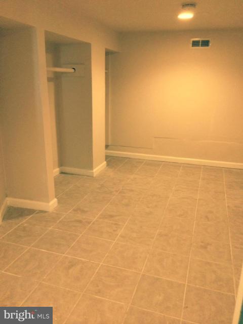 9520 Temple Hill Road Clinton, MD 20735 - Photo 14 of 17 Family Room