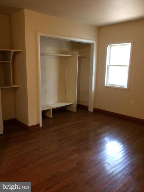 Bedroom (Master)