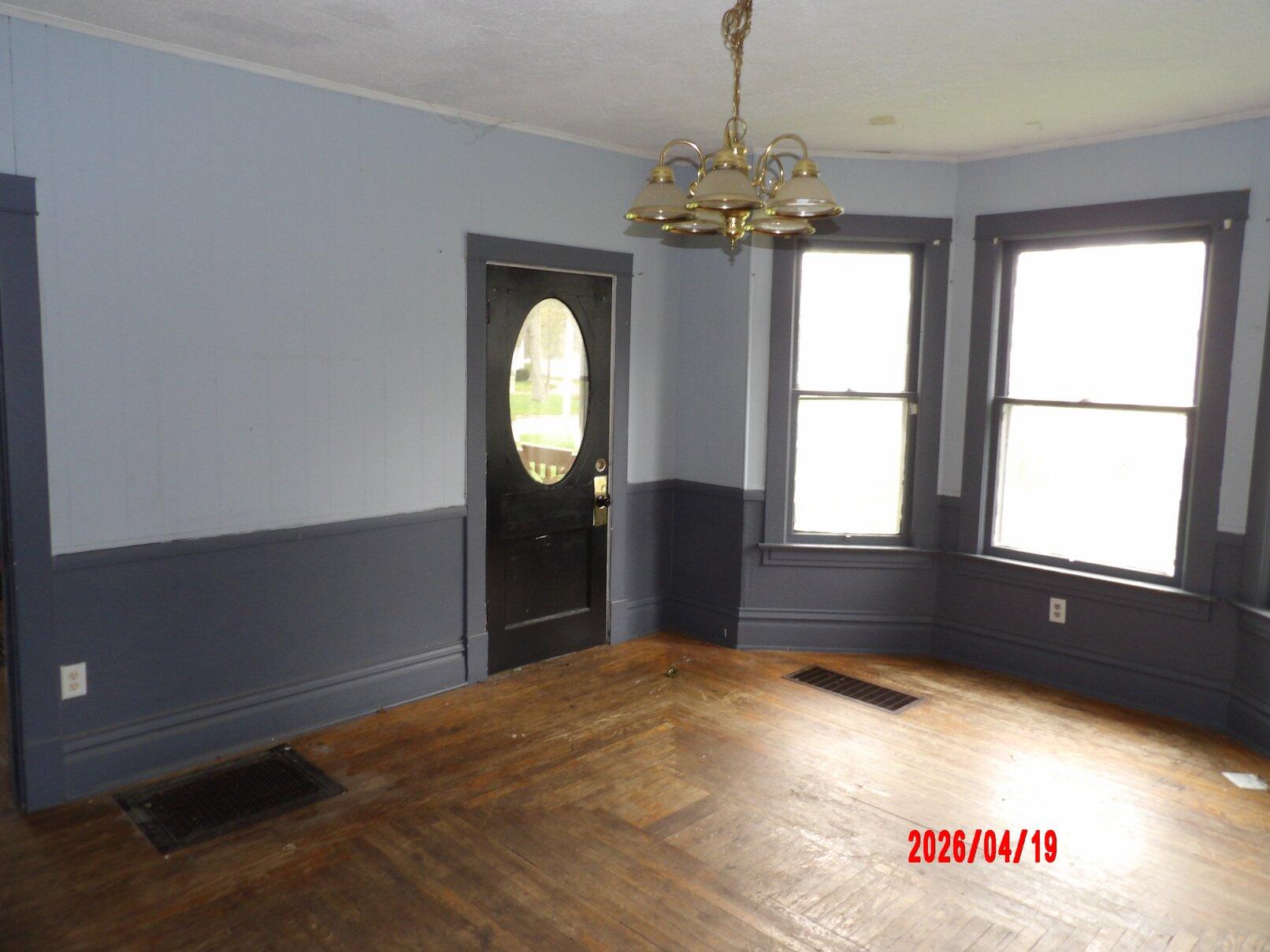 610 Pine Street Three Rivers, MI 49093 - Photo 5 of 14 100_0113