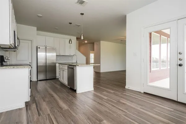 $2,660 | 7316 Parkside Place Drive, North Richland Hills, TX 76180