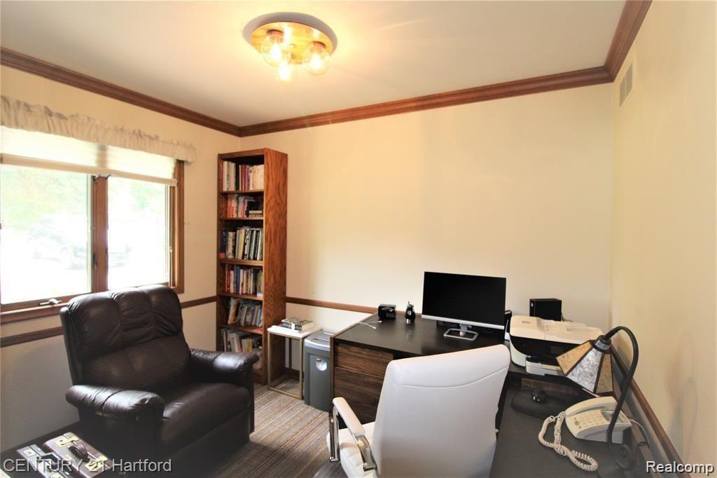 35629 Tall Pine Road Farmington, MI 48335 - Photo 11 of 27